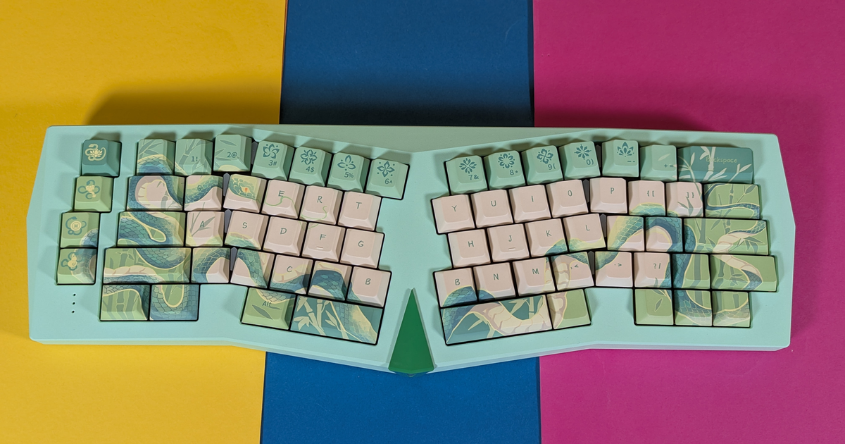 Akko Year of Snake Armor im Test: fast schon mehr Kunstwerk als Gaming-Tastatur
