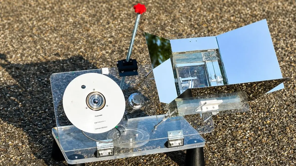 Hybrides Energiesystem kombiniert Strom, Wärme und Kühlung